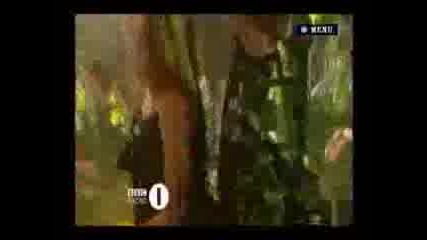 Rihanna - Break It Off Live at Radios first big Weekend