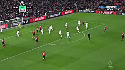 Манчестър Юнайтед - Бърнли 0:0 /първо полувреме/