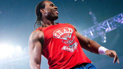 The Undertaker and Michelle McCool reflect on the heroism of Shad Gaspard