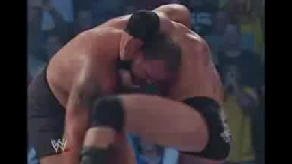 Brock Lesnar Прави Superflex На Big Show