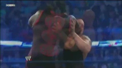 Big Show Chokeslams Mark Henry