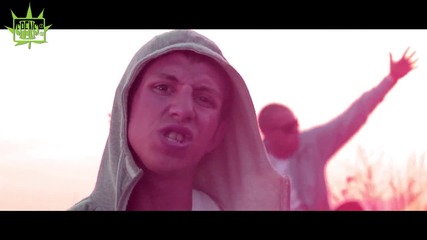 Homelesz feat 2 - Aз Съм [ Official Hd Video ]