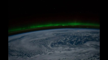 Погледа на Луната от Космоса