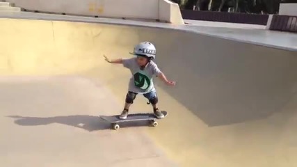 3 годишен кара скейт Like a Boss