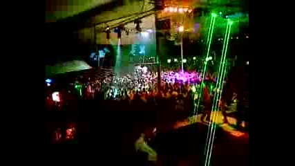 Amazing - Lasers 2wattl aser demo at planeta varna, bulgaria dj jerry bg 