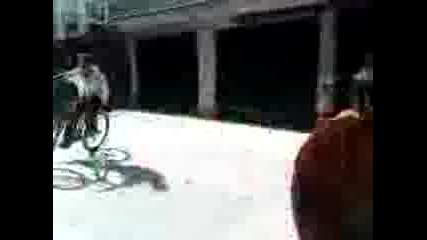 race with bikes