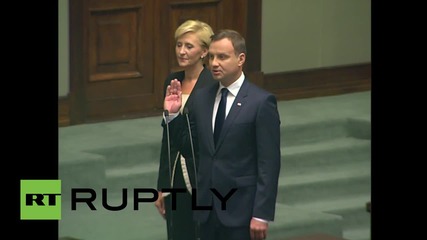 Poland: President Duda calls for "greater" NATO presence as he takes office