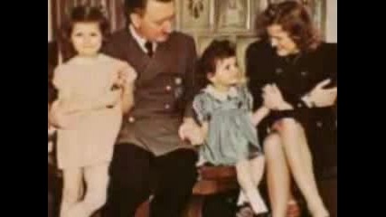 Adolf Hitler - Между неговите хора