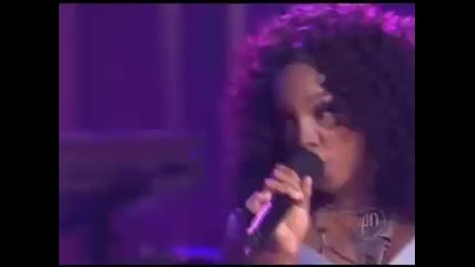 Kelly Rowland and Nelly - Dilemma (live In Bahamas) 