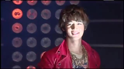 Smtown Live in New York- Shinee- Stand By Me
