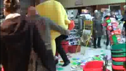 Remi Gaillard - Pac Man