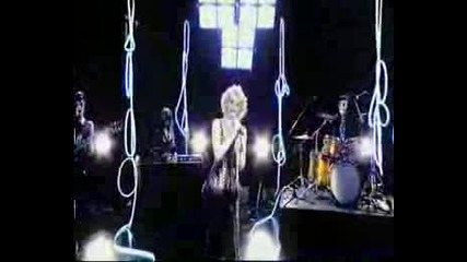 Kylie Minogue - 2 Hearts Live @ T4