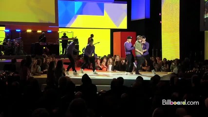 Justin Bieber - Baby ( N Y C Hammerstein Ballroom Live ) 