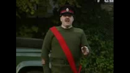 Mr Bean - Парад на армията
