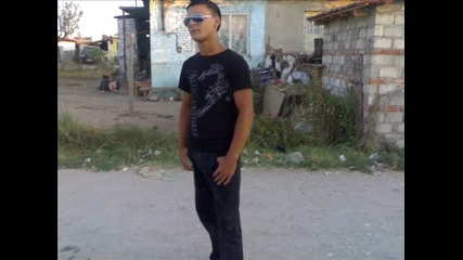 dj.k.u.r.t1