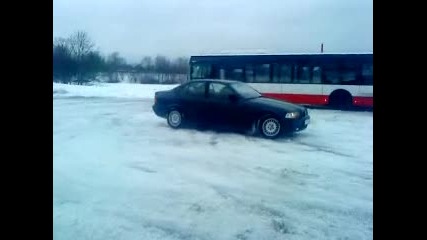 Svetlio Bmw 320