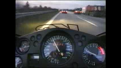 Honda Cbr 1100 - 300 km/h