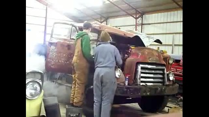 Камион пали за пръв път от 30 години!