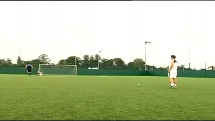 Ето това един много добър футболен freestyler. 