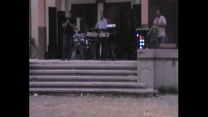 събор в градина с орк.тракийски звуци 16.07.2011 г. 6 част