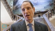 How Ron Wyden Became the Scourge of the Left on Trade