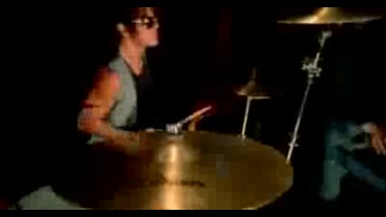 I Do Not Hook Up - By Kelly Clarkson Official Music Video