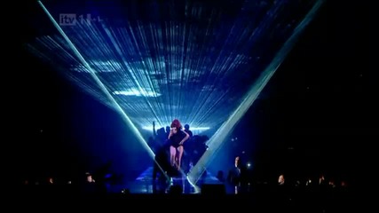 Н О В О! The Brit Awards 2011! Rihanna - Only Girl In The World, S & M and Whats My Name* H Q 