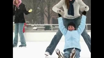 Disney Channel Bulgaria - Bumper Christmas 2010 (#02) 