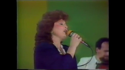 Vera Ivkovic - Ke peam ke se veselam