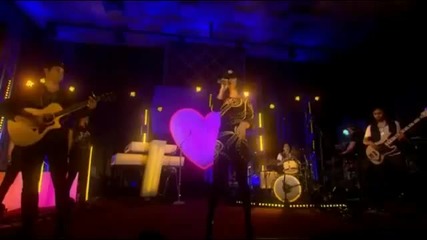 Katy Perry - Ni__as In Paris