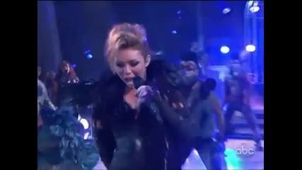Miley Cyrus пее на живо Cant be tamed на Dwts 
