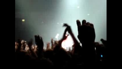 Green Day - Good Riddance (Live at Nottingham Arena 2005)