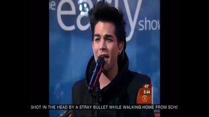 Adam Lambert - Whataya Want From Me (live at The early show) 