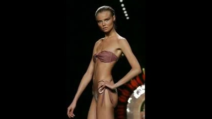 Is Britney Spears Fat - - No! - Soullord