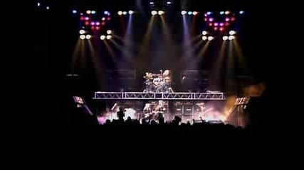 Judas Priest - Metal Gods (live)