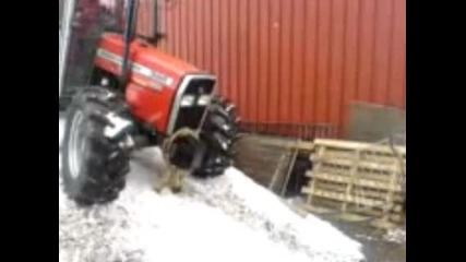 traktor na snqk 