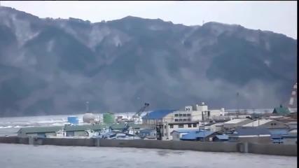 Ожасно цунами залива Япония за броени минути 2011