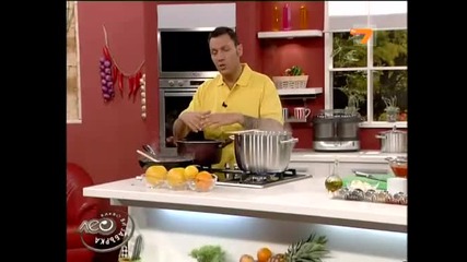 Лео готви пакери със сос болонезе