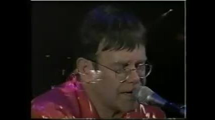 Elton John - Sorry seems to be the hardest word - Live 