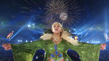 Relive three epic WrestleManias and catch WWE Backstage on FS1 Tuesday night
