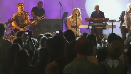 Kelly Clarkson - Walk Away (live @stripped)