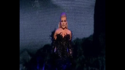 Katherine Jenkins - Bring Me To Life (royal Variety Performance ) 