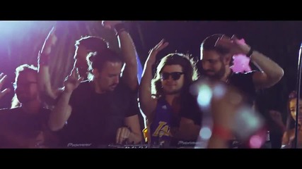 Dimitri Vegas & Like Mike vs Ummet Ozcan - The Hum ( Official Music Video )