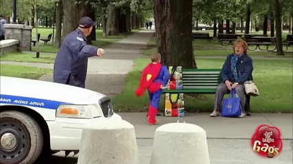 Малкия Супермем / Смях