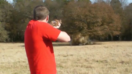 Руснак взривява със Golden Ak47