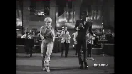 Rita Pavone & Rocky Roberts - gira gira 1968