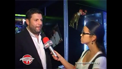 Тони Стораро: Подготвям дуети с ДесиСлава и с гръцка звезда