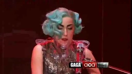 Невероятно шоу! Lady Gaga Performs on A Current Affair в Австралия