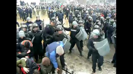 police violence in Bulgaria 14.01.09 протест14.01.09г 