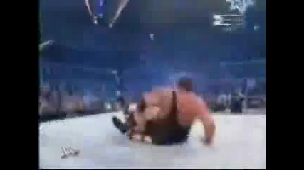 Brock Lesnar powerbombs Big Show